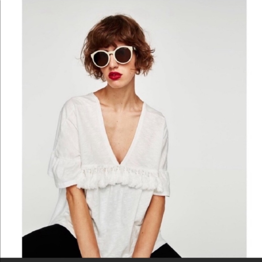 Zara puff sleeve oversized v-neck with tassels